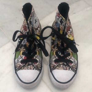 Youth converse Looney Tunes high tops